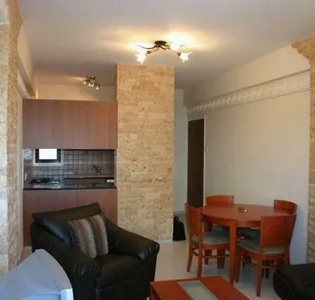 Margo Apt דירה